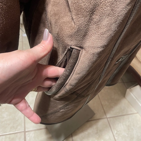 Mens suede faux fur lined coat - Picture 4 of 8